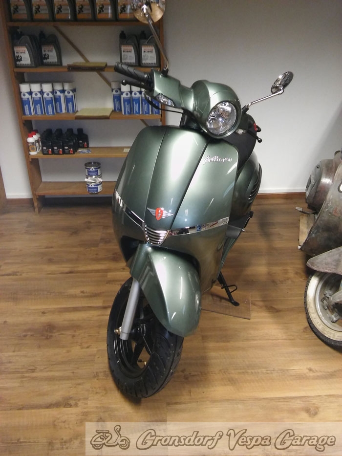 Vespa Fahrzeuge & Motoren  Gronsdorf Vespa Garage, der GVG-Rollershop